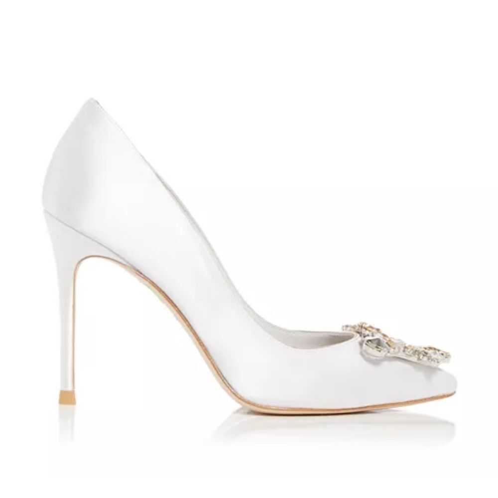 Sophia Webster Margaux Embellished Pointed Toe Pumps in Ivory Satin, New,Size 38 - Picture 4 of 16